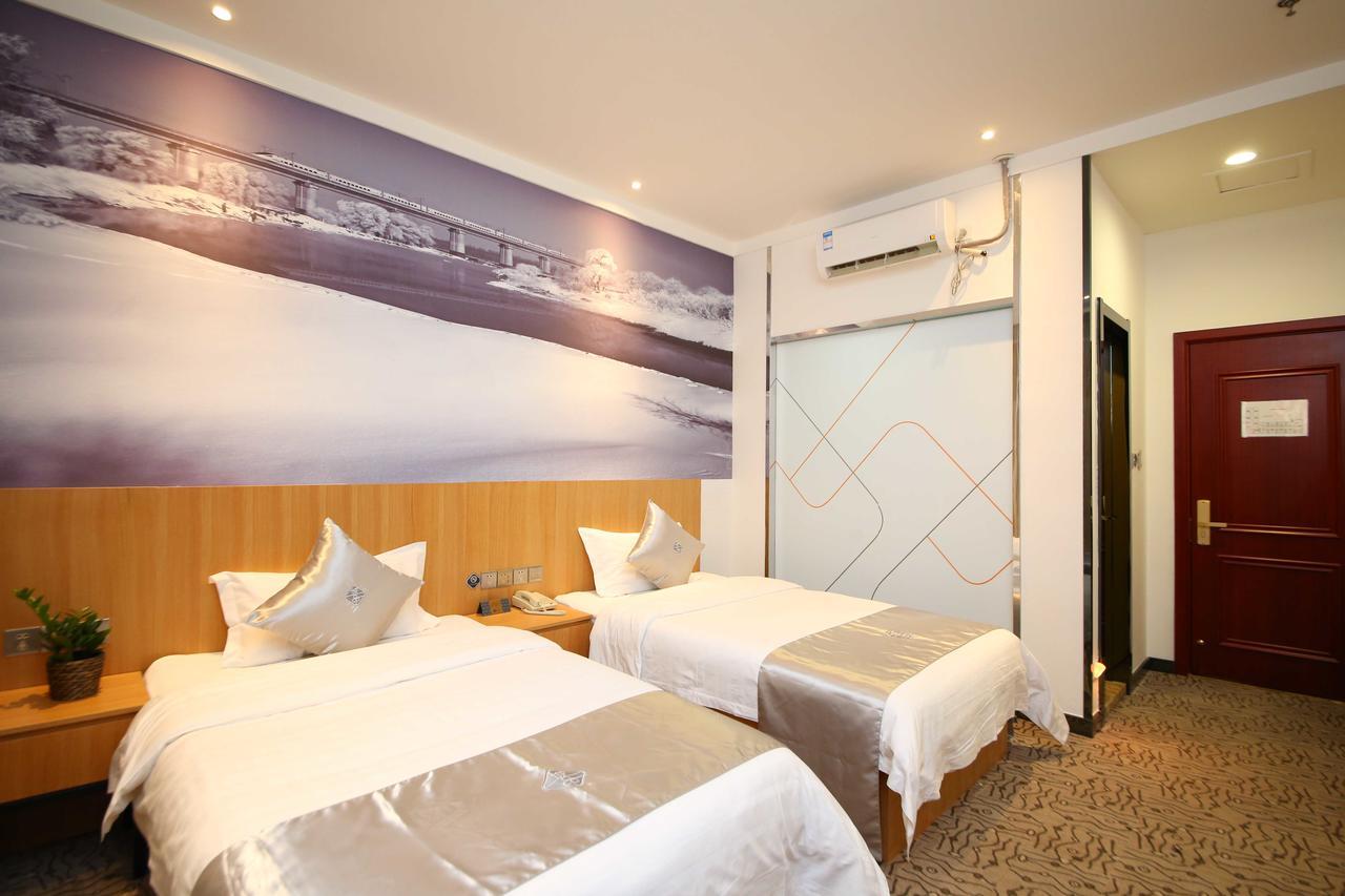 Chonpines Hotel Changchun Eksteriør bilde